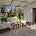 Hari\'S House